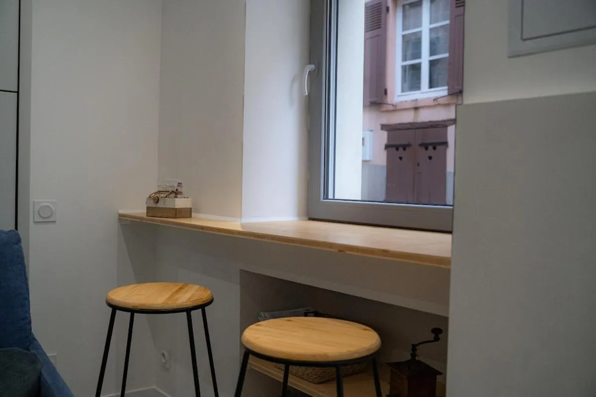 Studio Tout Equipe Vaugneray Apartment